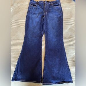 American Eagle Flare Jeans
